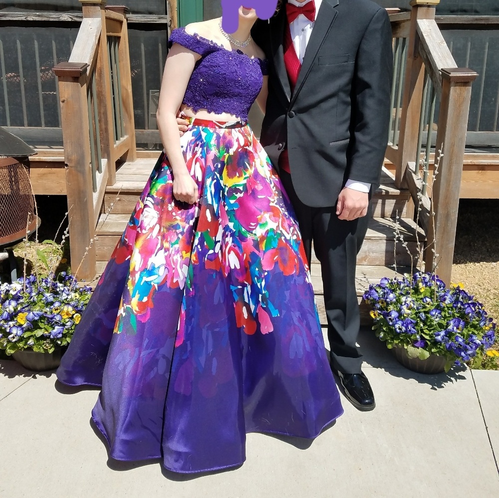 Prom Dress - Sz 2 Ellie Wilde Mon Cheri